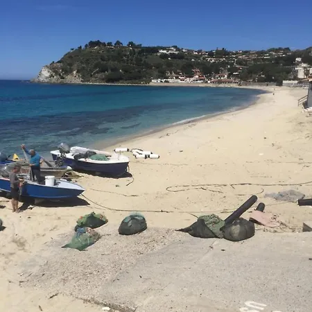 Beach 1 And Beach Apt 2 75 Metres To The Beach Santa Maria (Vibo Valentia)