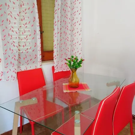 Beach 1 And Beach Apt 2 75 Metres To The Beach Holiday home Santa Maria (Vibo Valentia)