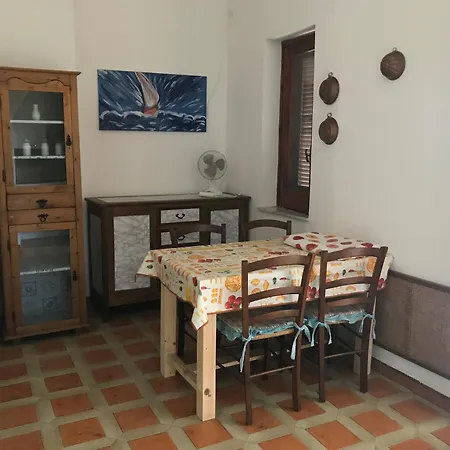 Holiday home Beach 1 And Beach Apt 2 75 Metres To The Beach Santa Maria (Vibo Valentia)